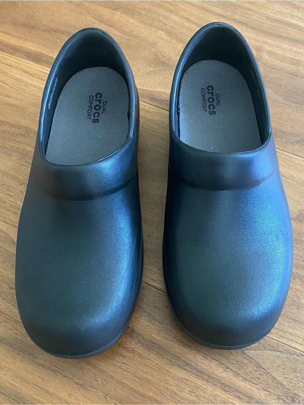 CROCS Black Slip-On Workstyle Clogs